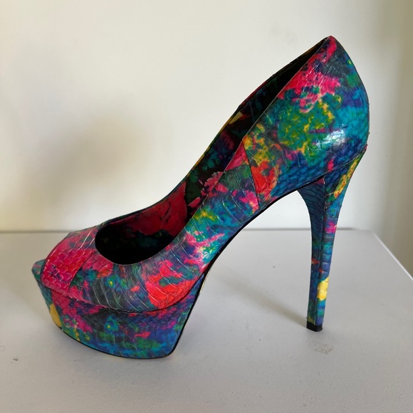 Brian Atwood Bambola Brightcolored
Snakeprint Peep Toe Platform Heels - Picture 4 of 11